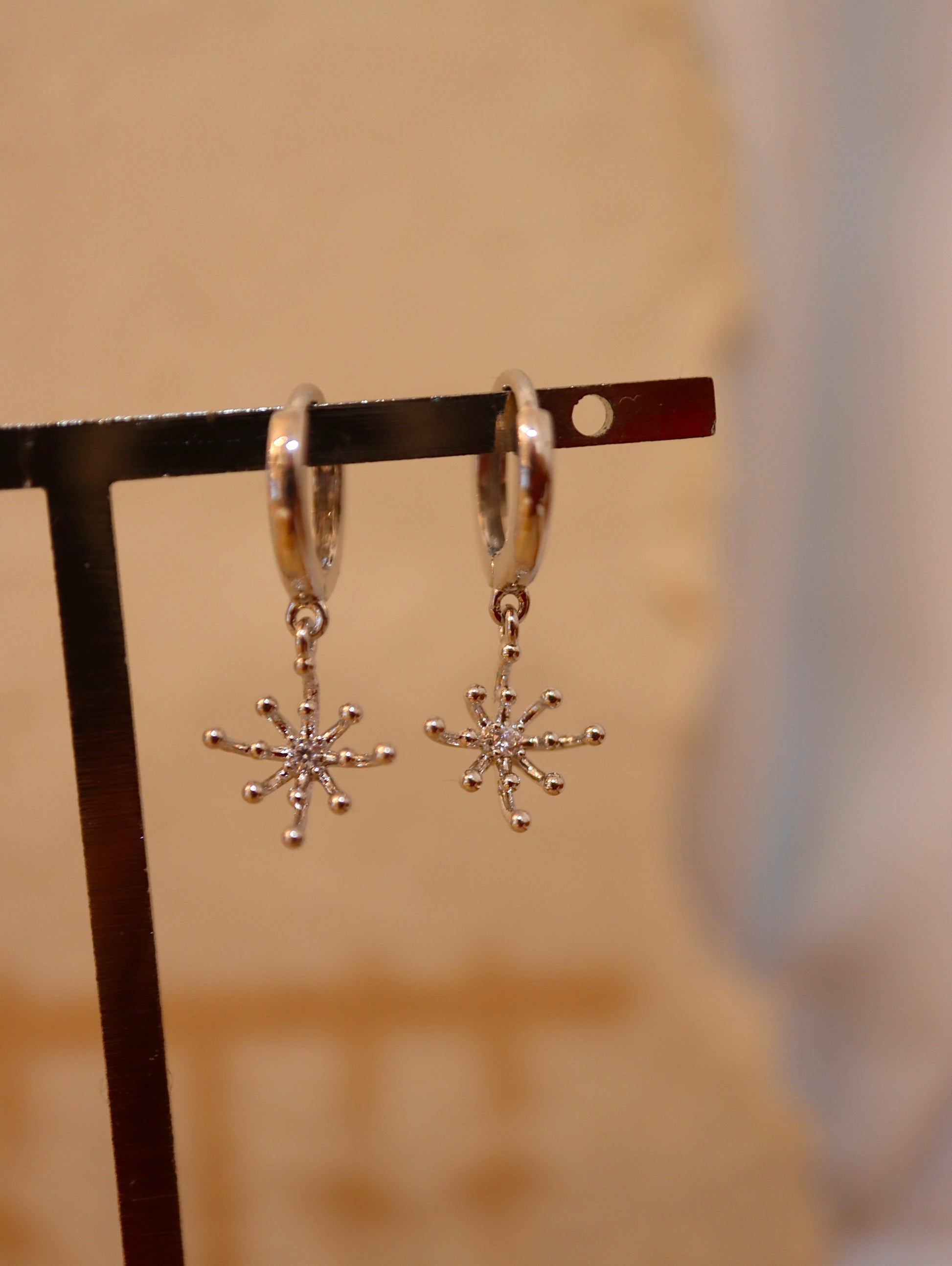 Starburst 925 silver hoop earrings