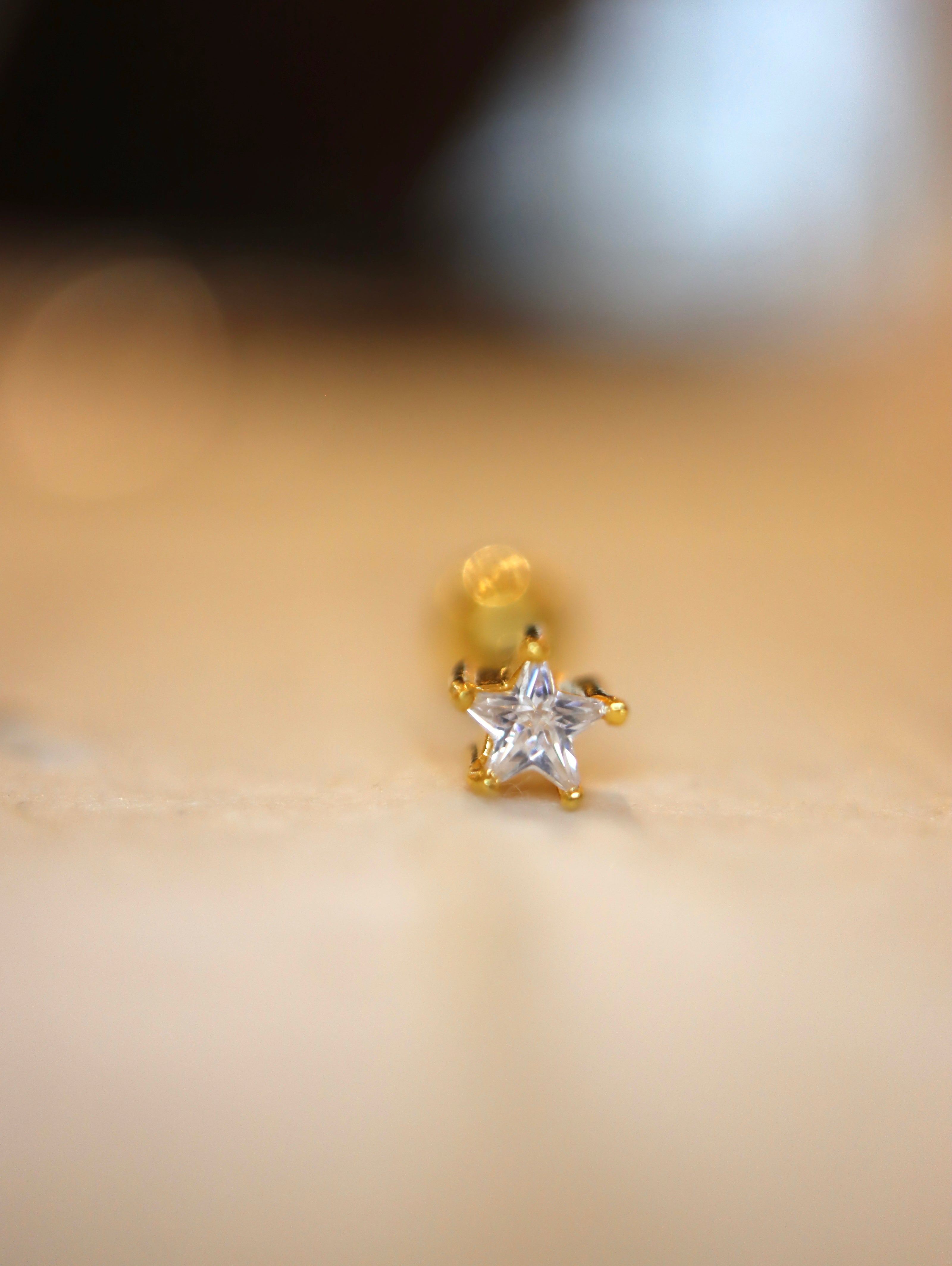 Star cz surgical steel stud piericng earring (1pc)