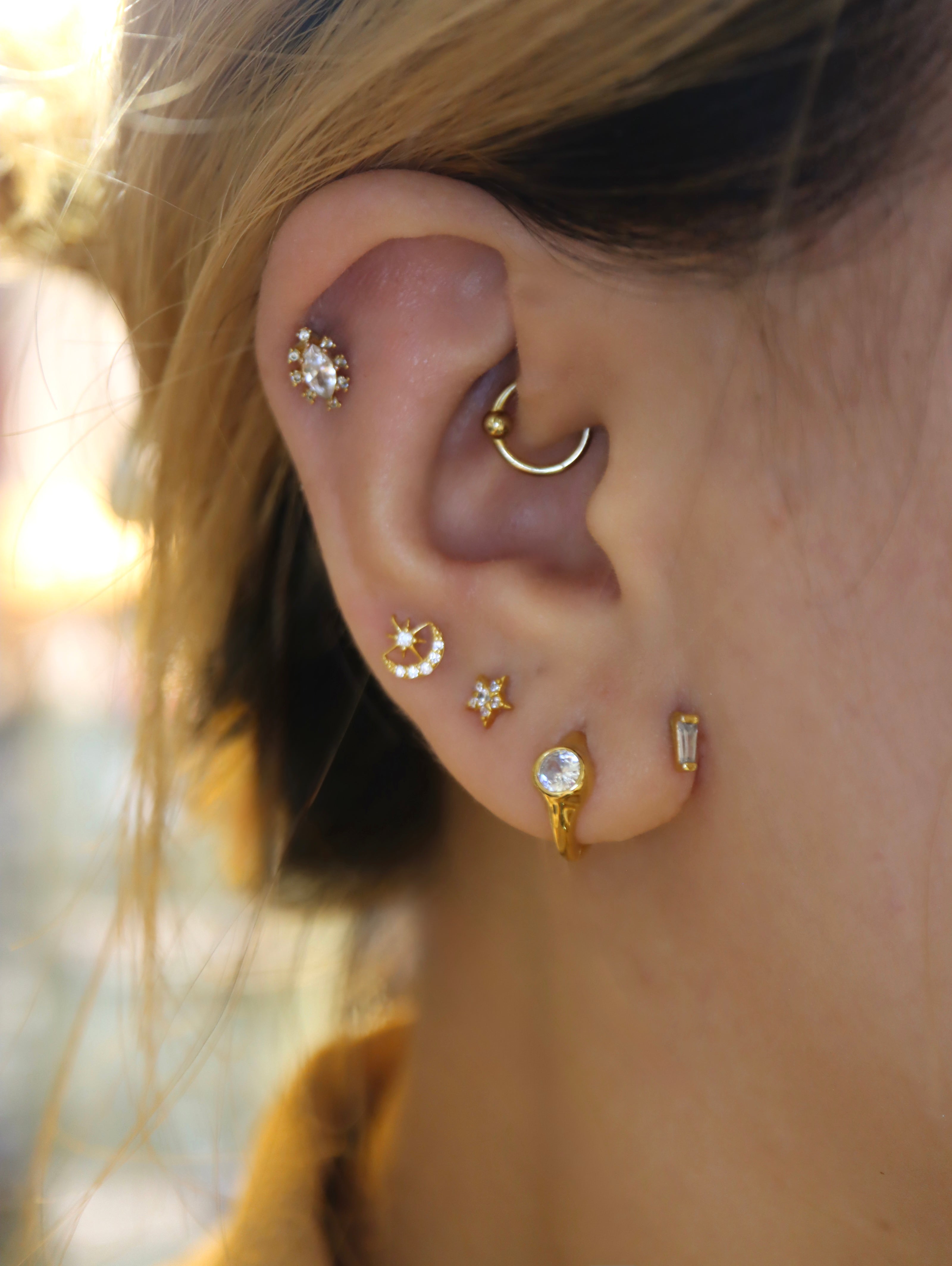 Round cz hinged hoop gold earrings