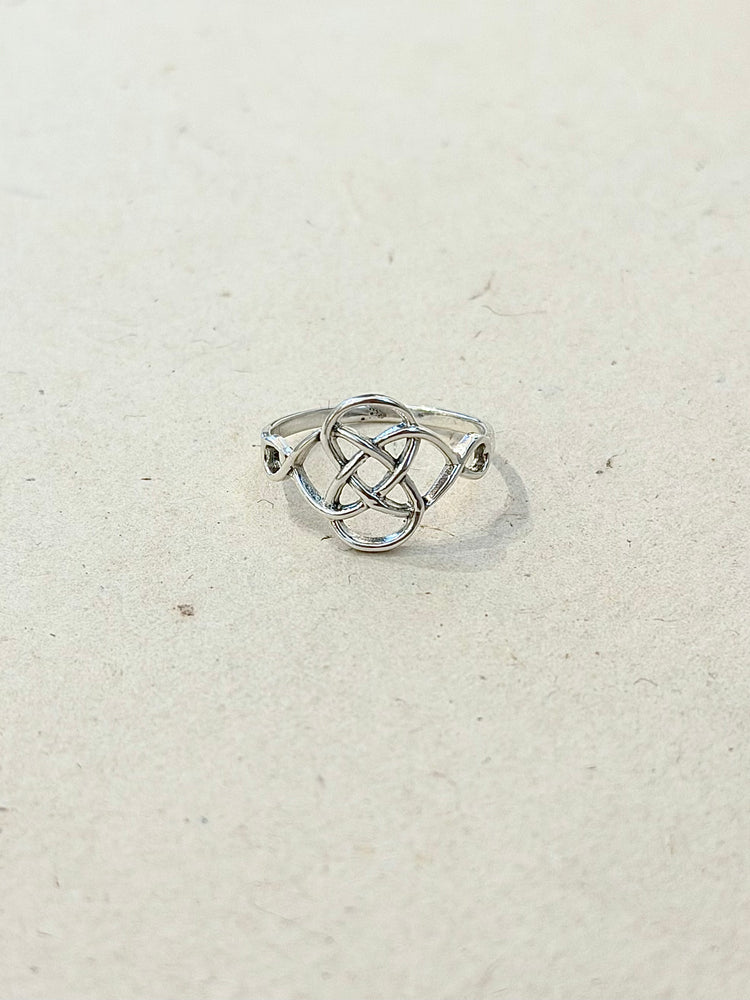 Celtic Knot Band 925 Silver Ring