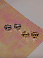 One-touch hoop earrings with curves