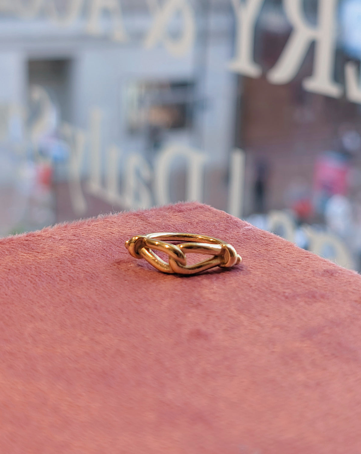 Interlock stainless steel ring