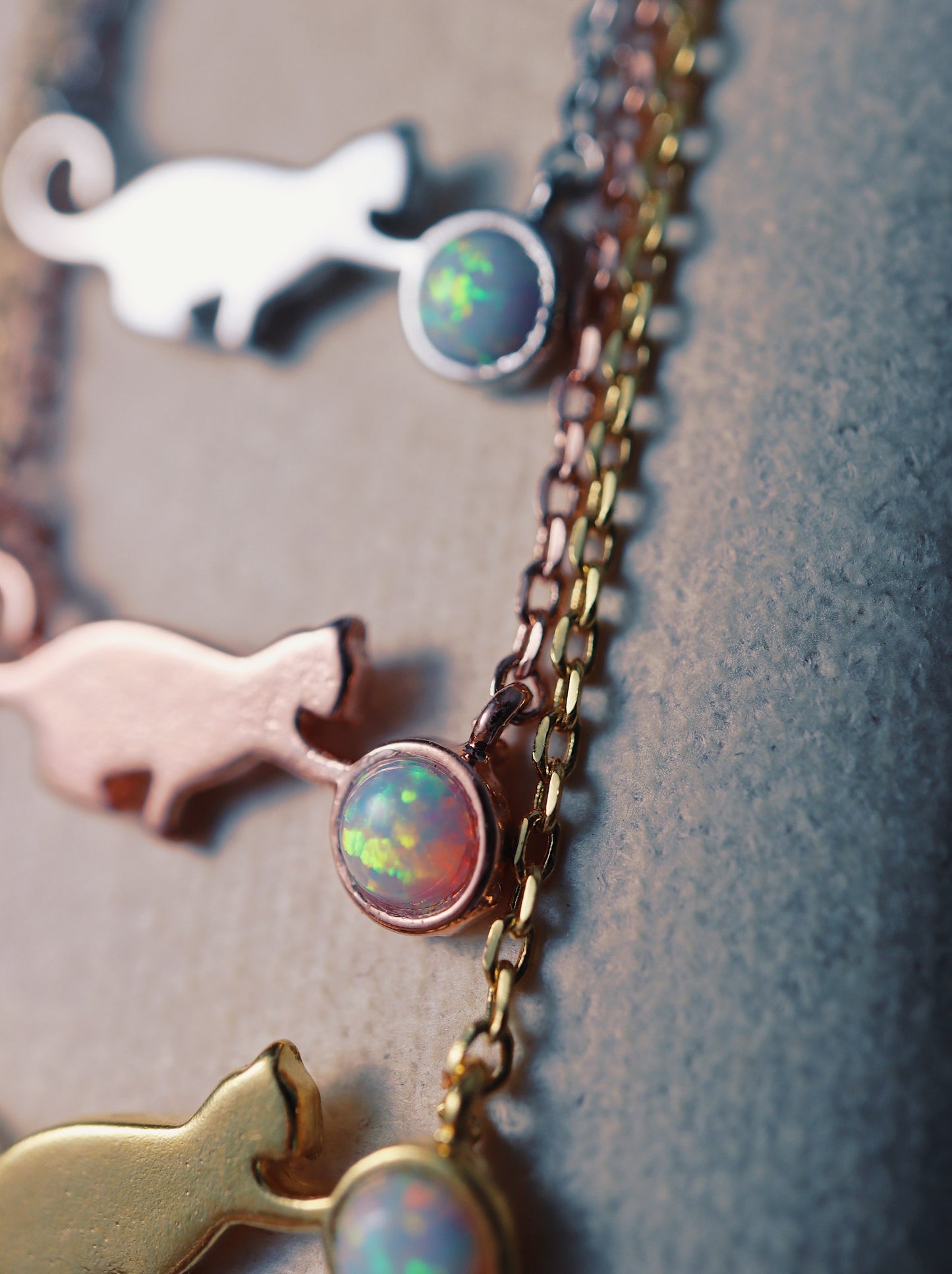 Meow opal necklace