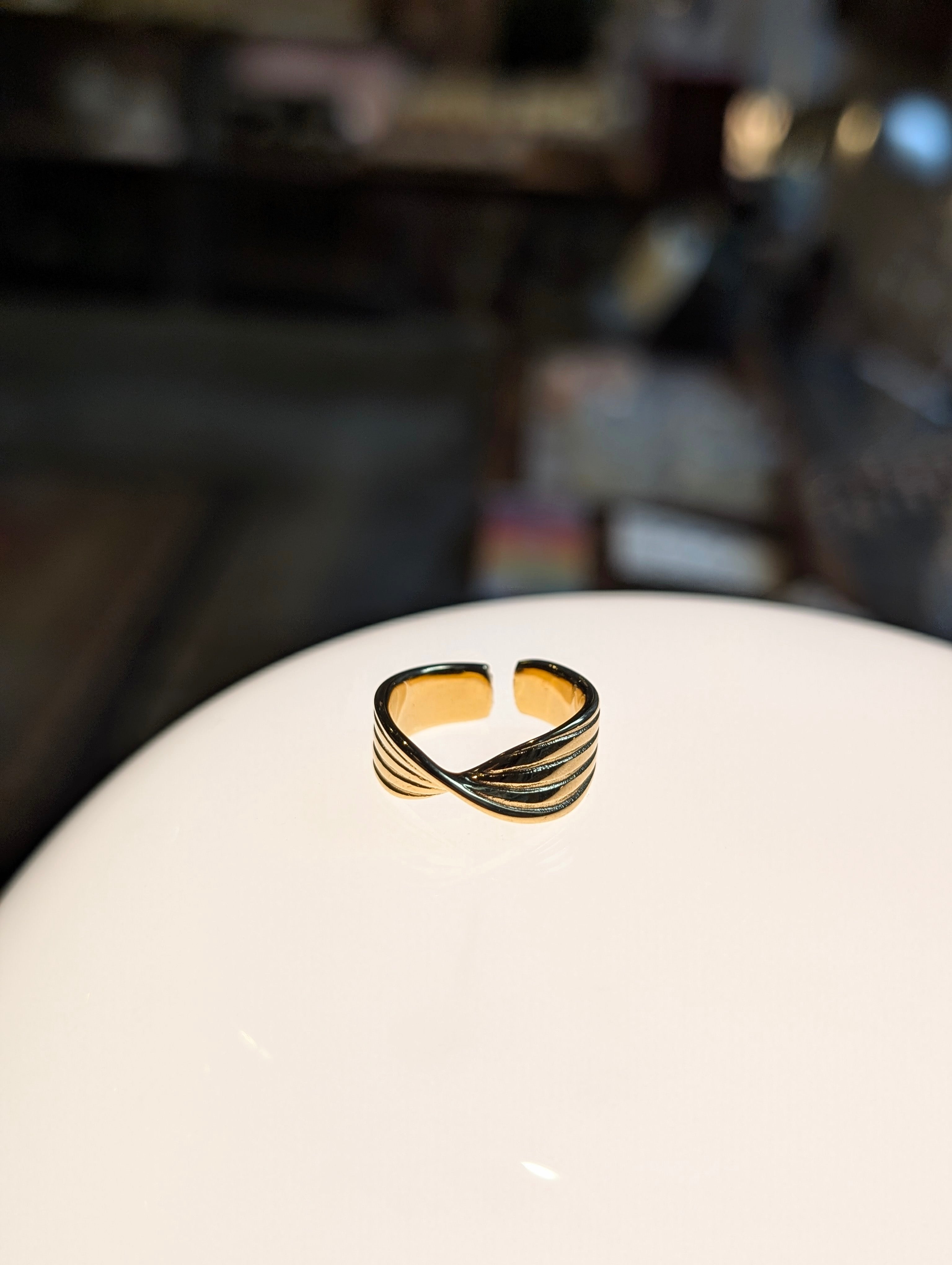 Essential wrap stainless steel ring