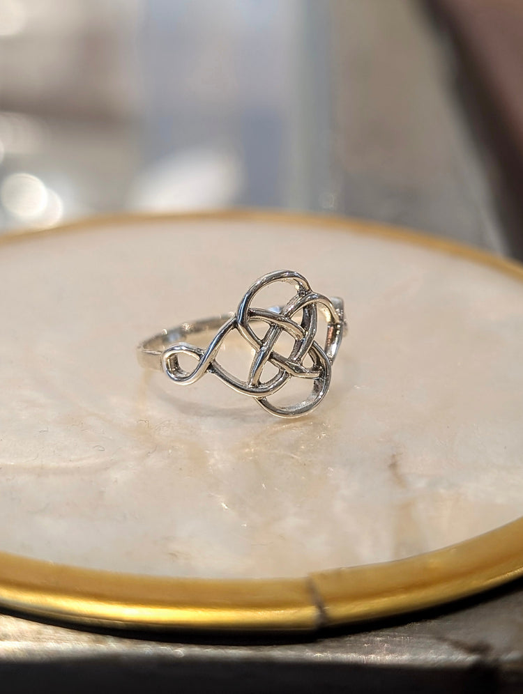 Celtic Knot Band 925 Silver Ring