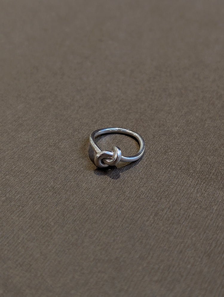 Knot 925 silver pinky ring