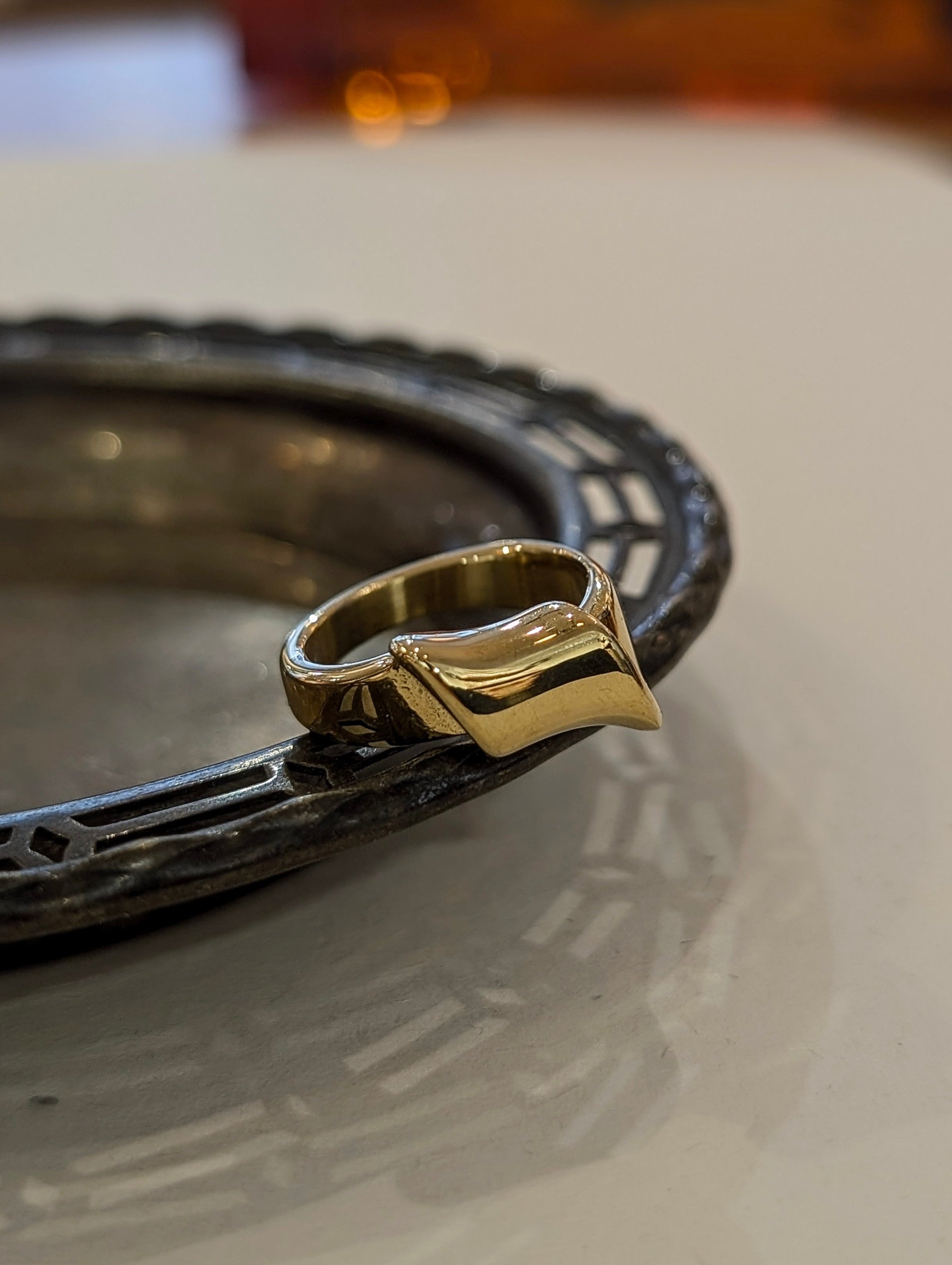 Apex stainless steel ring