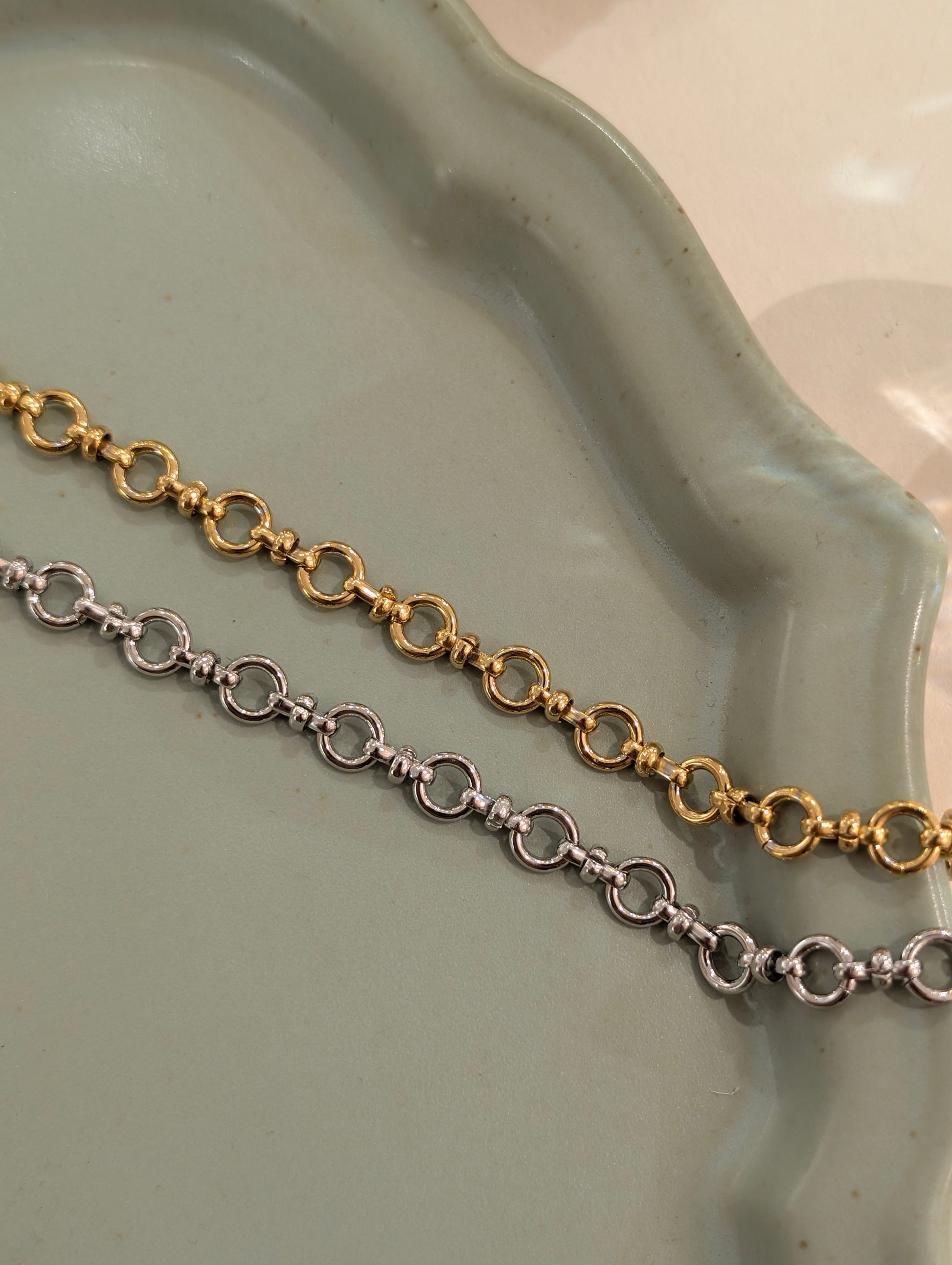 Interlock stainless steel bracelet