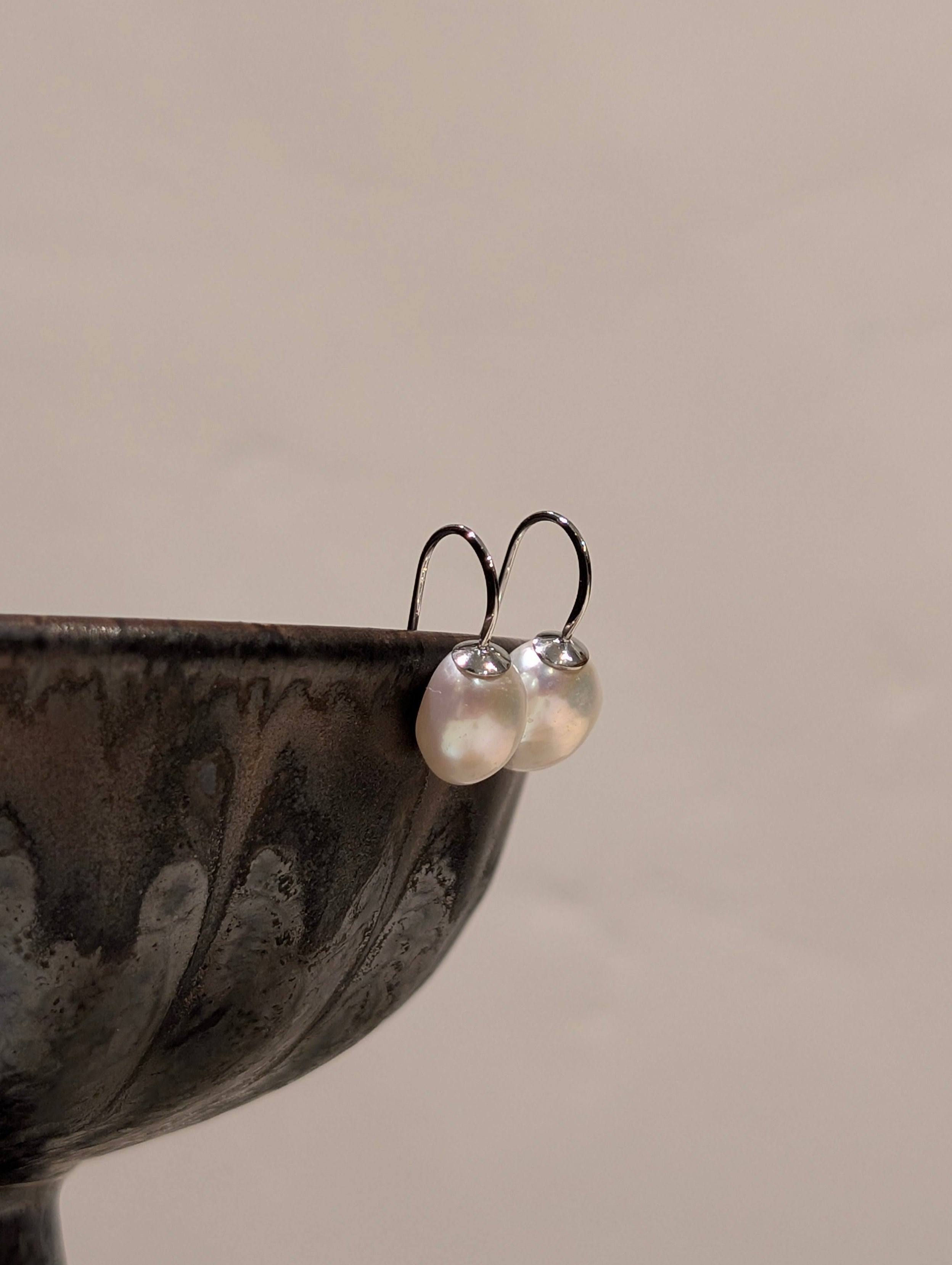Luna drop hook earrings
