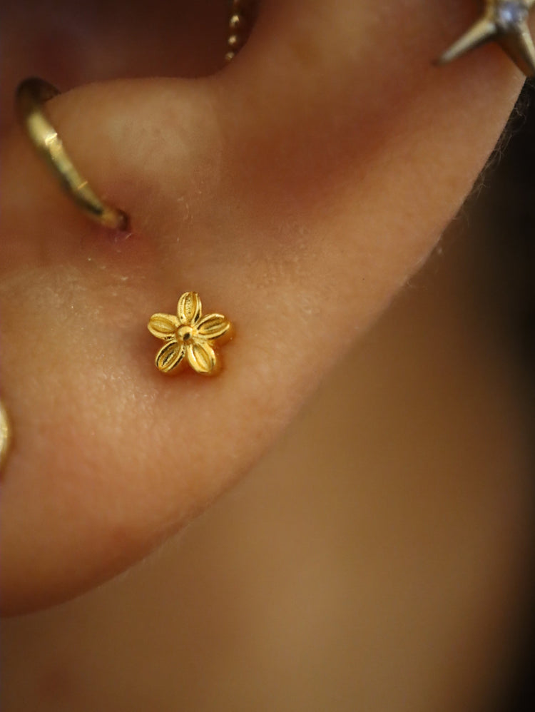 Petal Stud 925 Silver Piercing Earring (1pc)