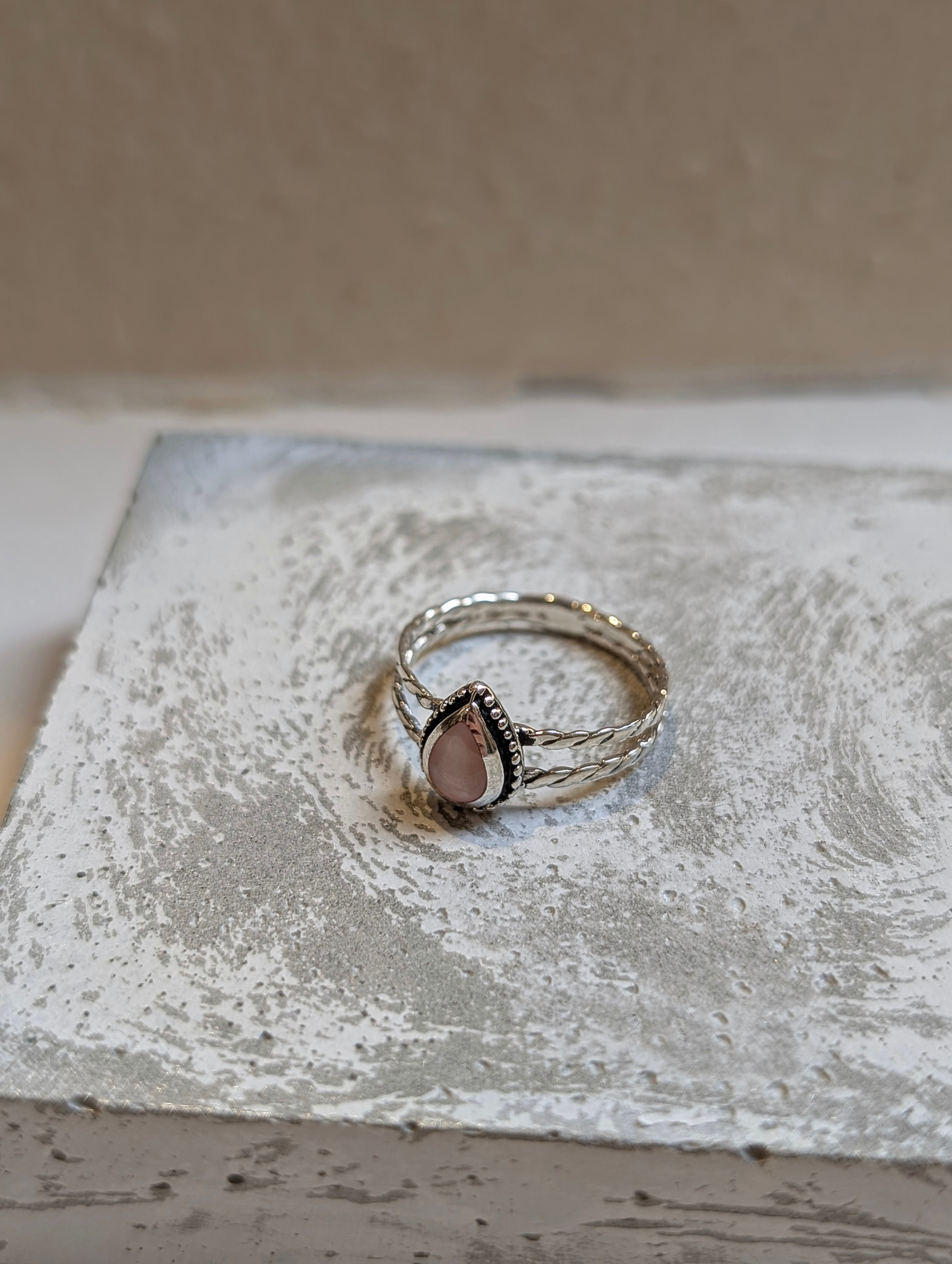 Pink mother pearl 925 silver ring