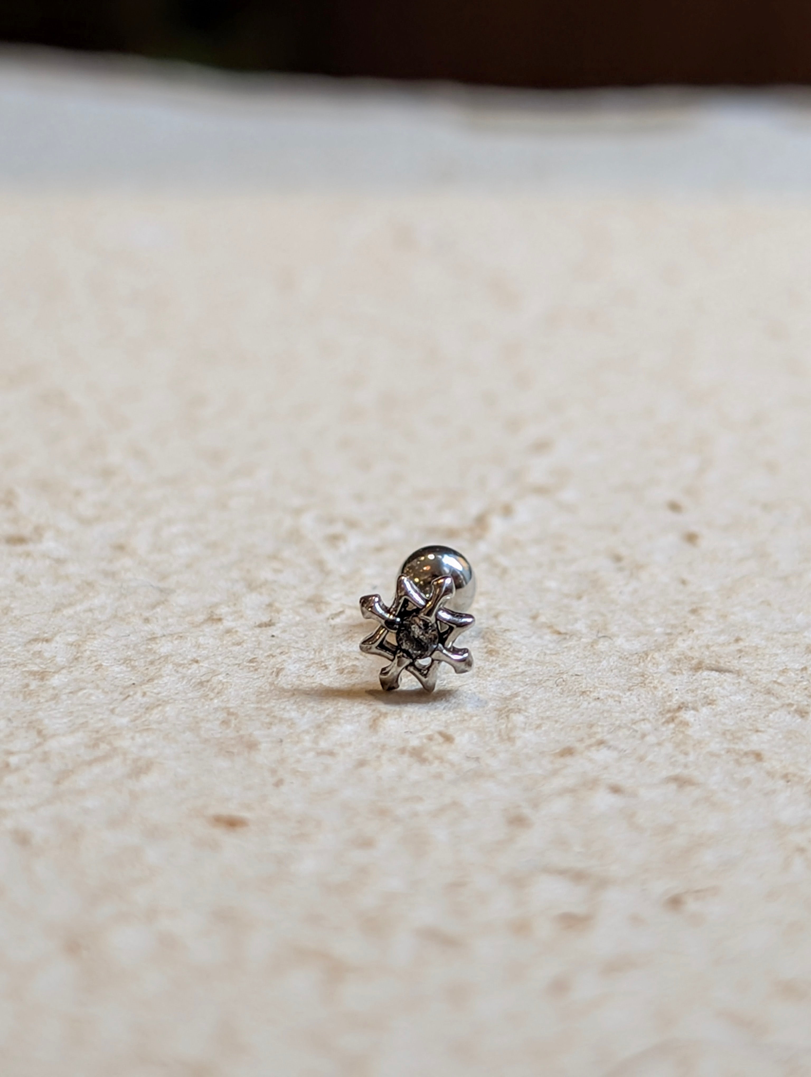 North Star stud surgical steel piercing (1pc)