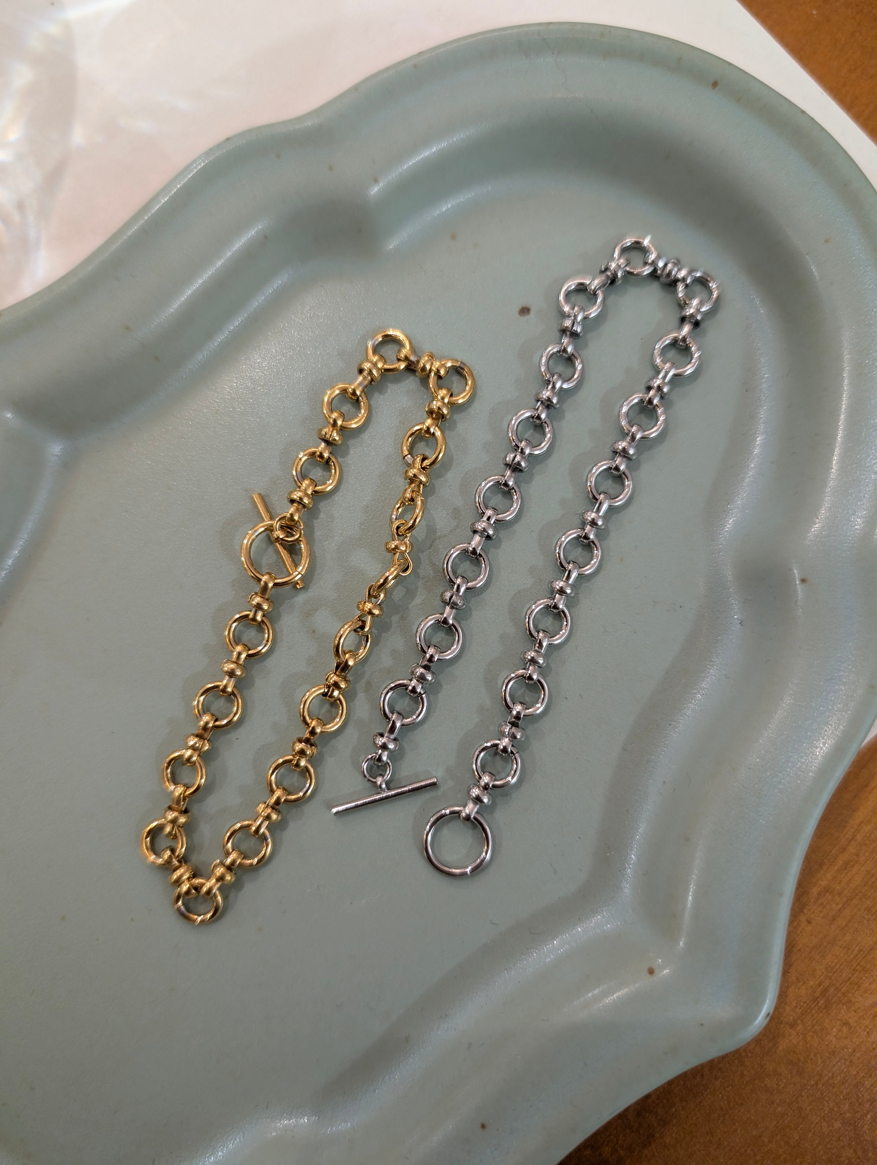 Interlock stainless steel bracelet