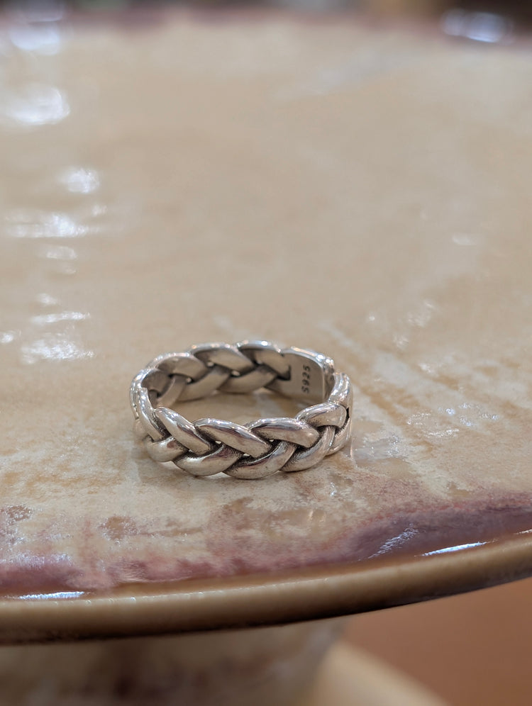 Braided 925 silver free size ring
