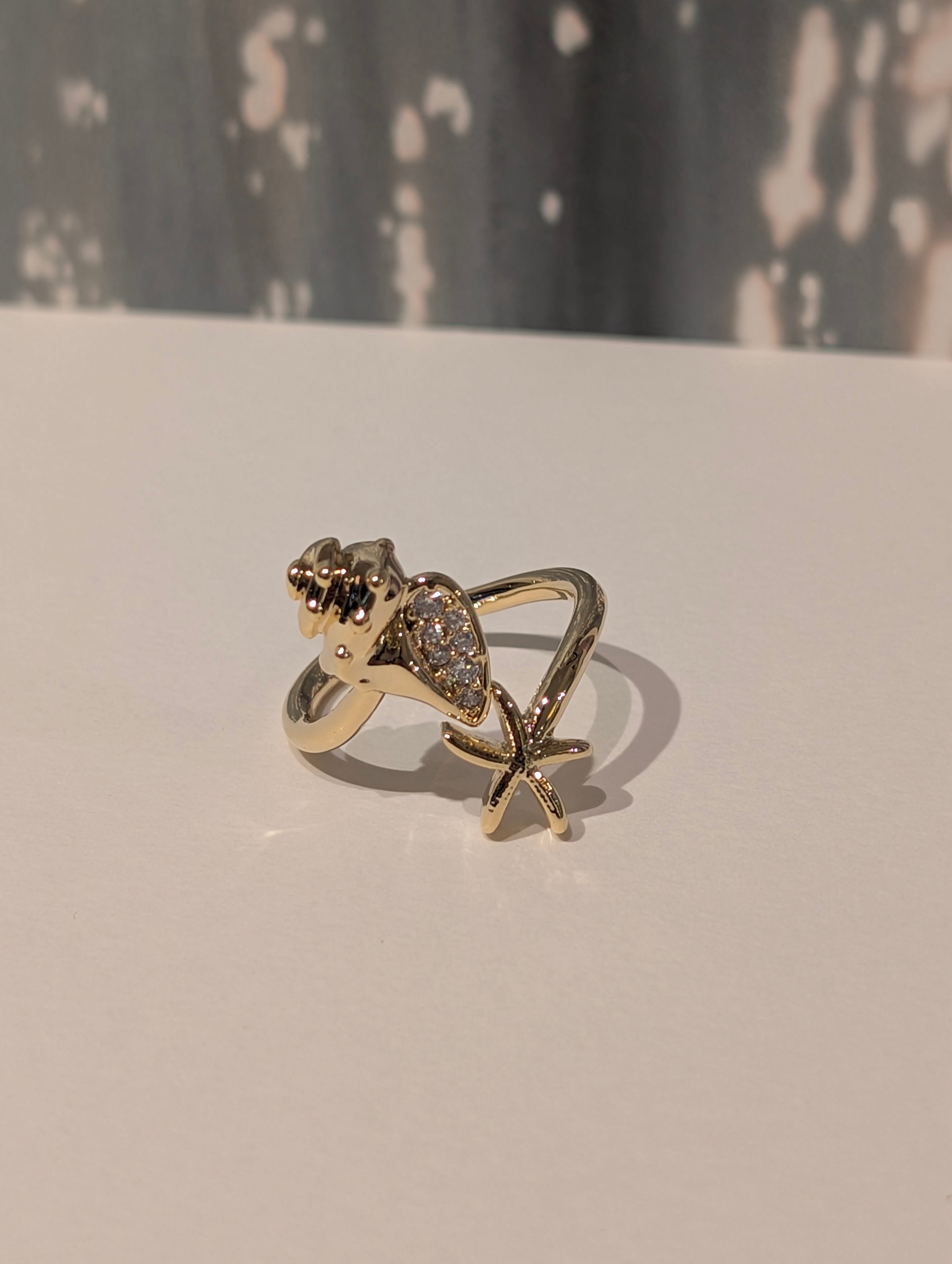 Shell & starfish brass ring