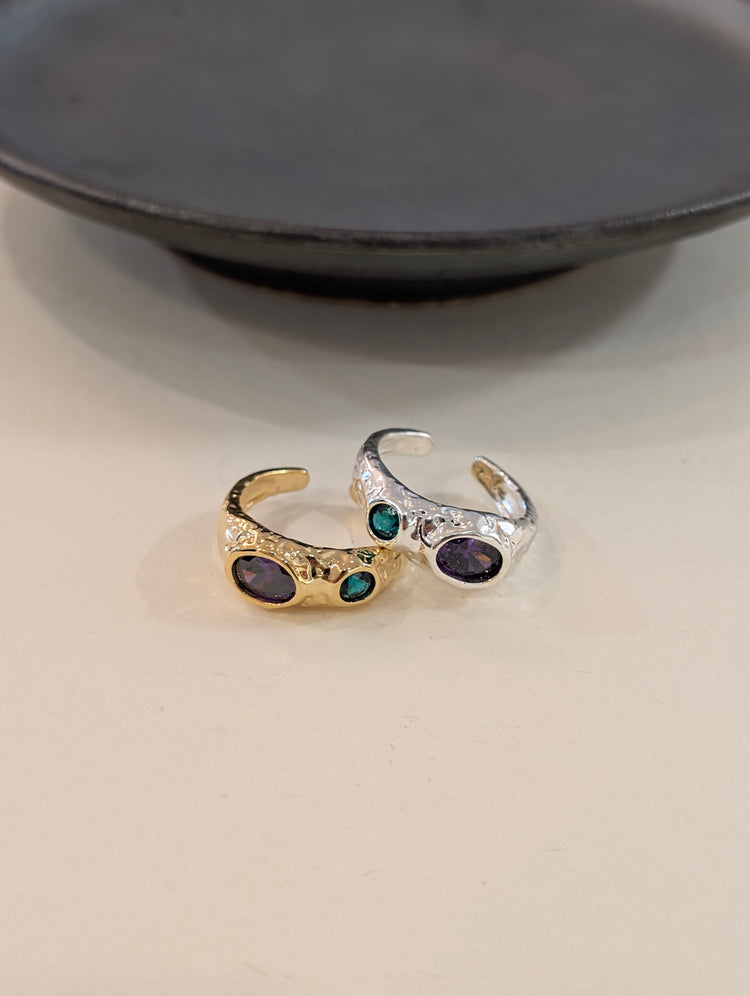 Stud coloured faux stone brass ring