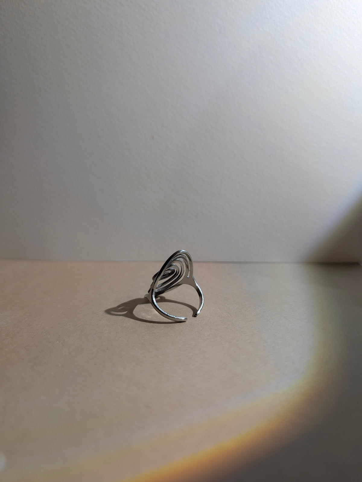 Oval spiral stainless steel ring