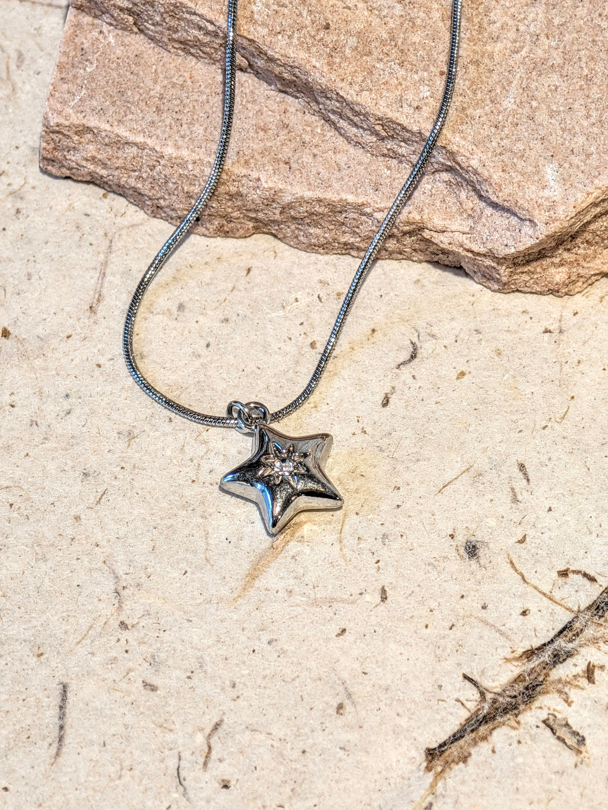 Star stud stainless steel necklace