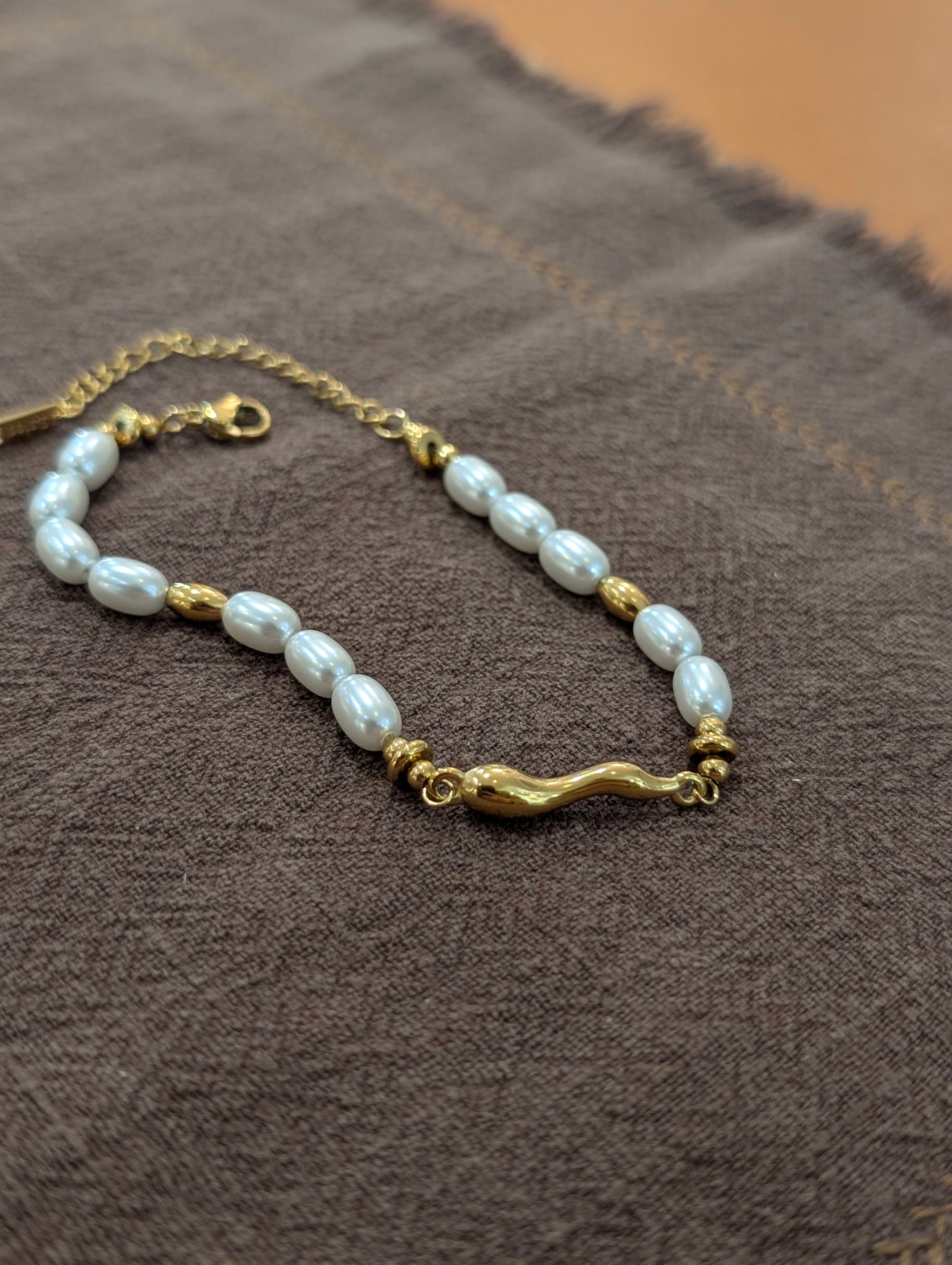 Golden beads & pearls stainless steel bracelet