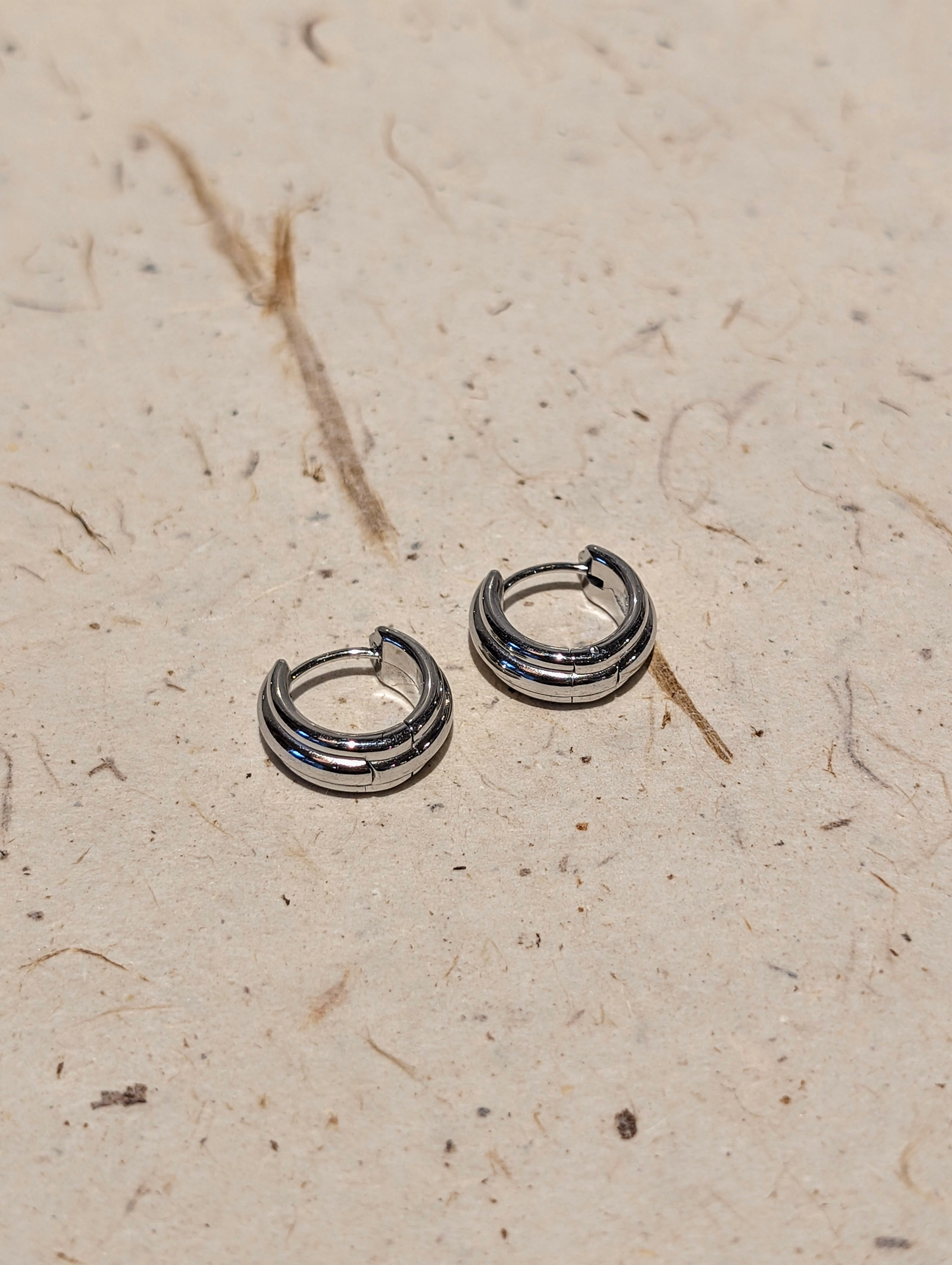 Parallel Rib Hoop Stainless Steel Earrings