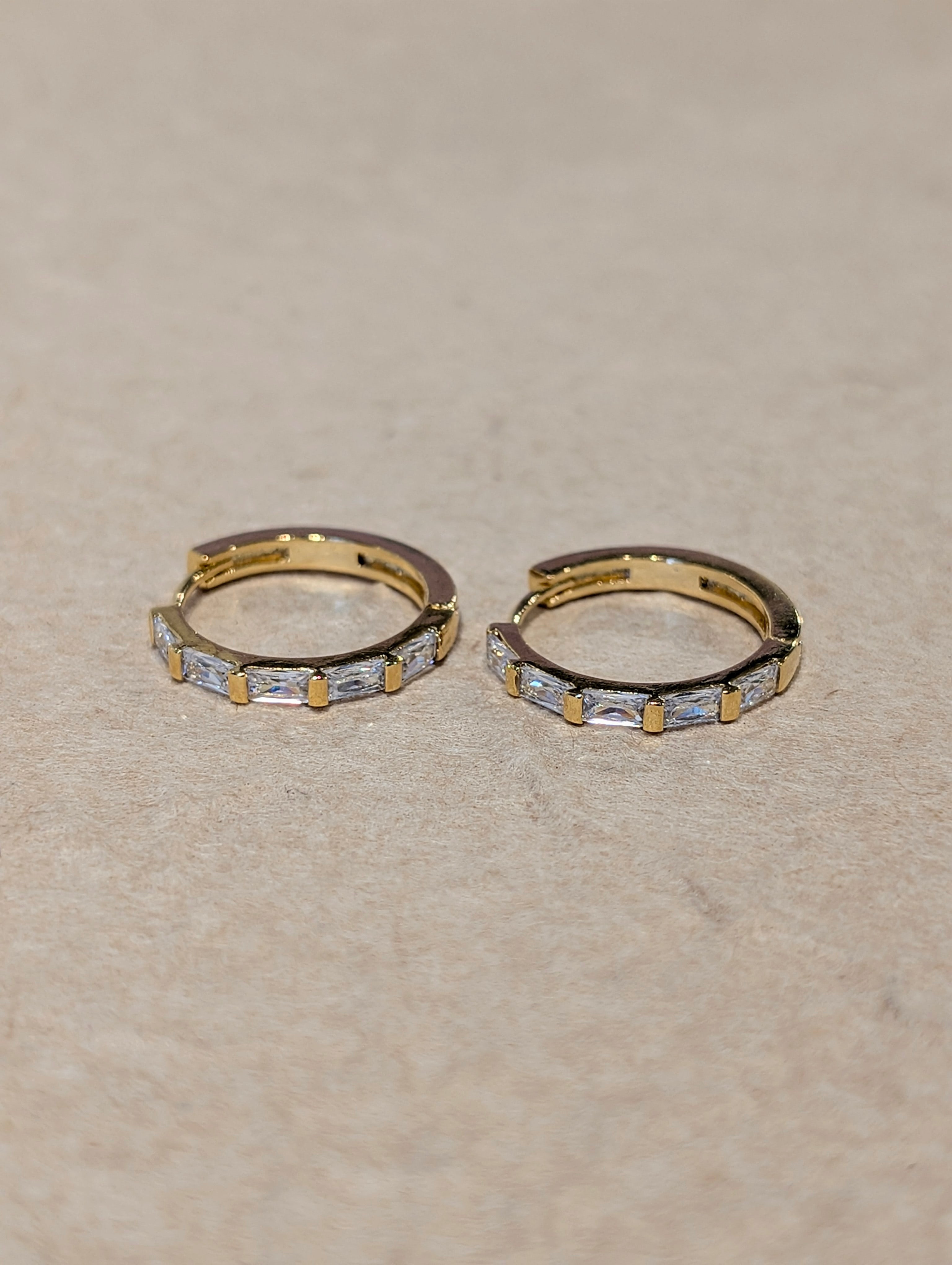 Echo Baguette Hoop Earrings