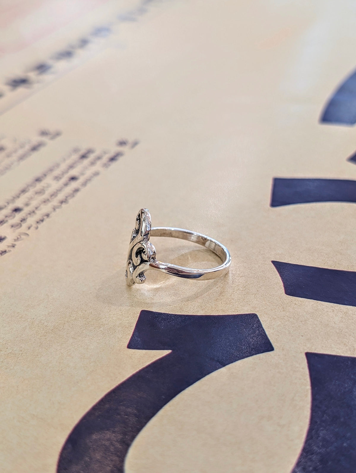 Serpentine Scroll 925 Silver Ring
