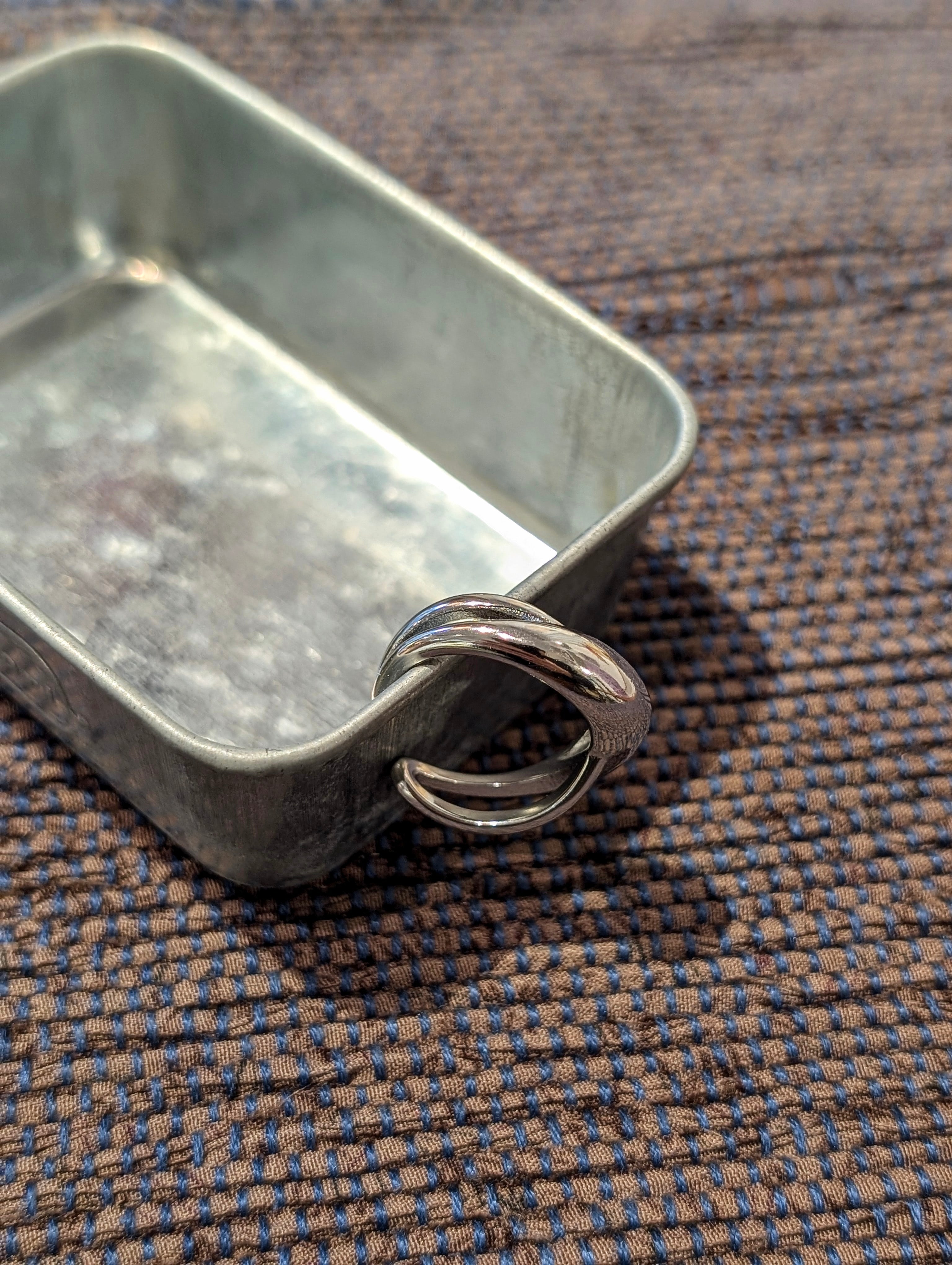 Glide twisted stainless steel ring