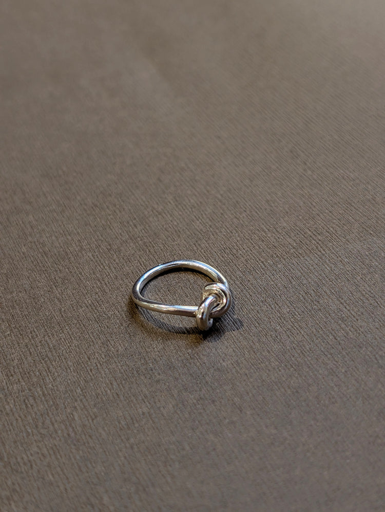Knot 925 silver pinky ring