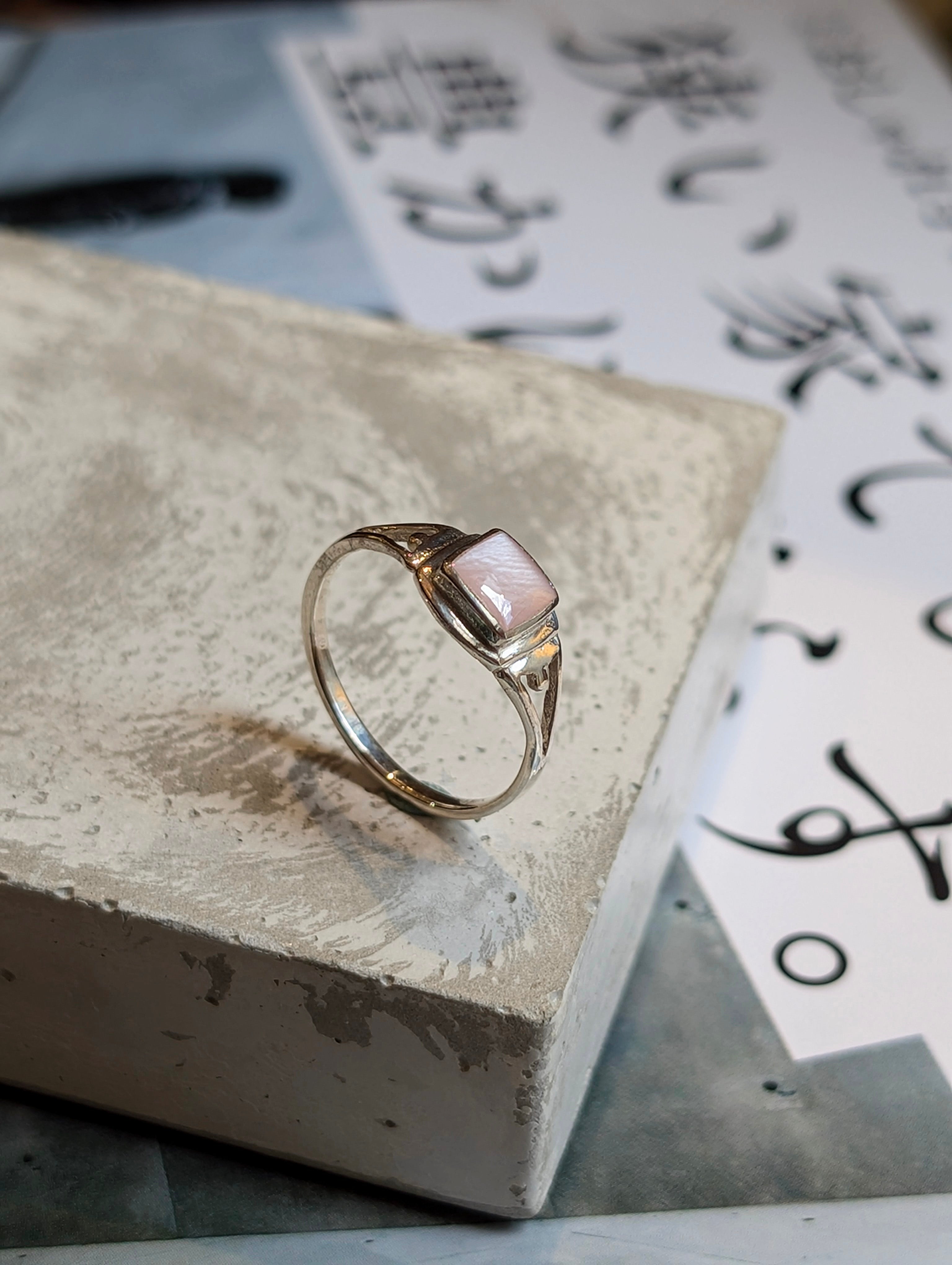Mother Pearl 925 silver ring