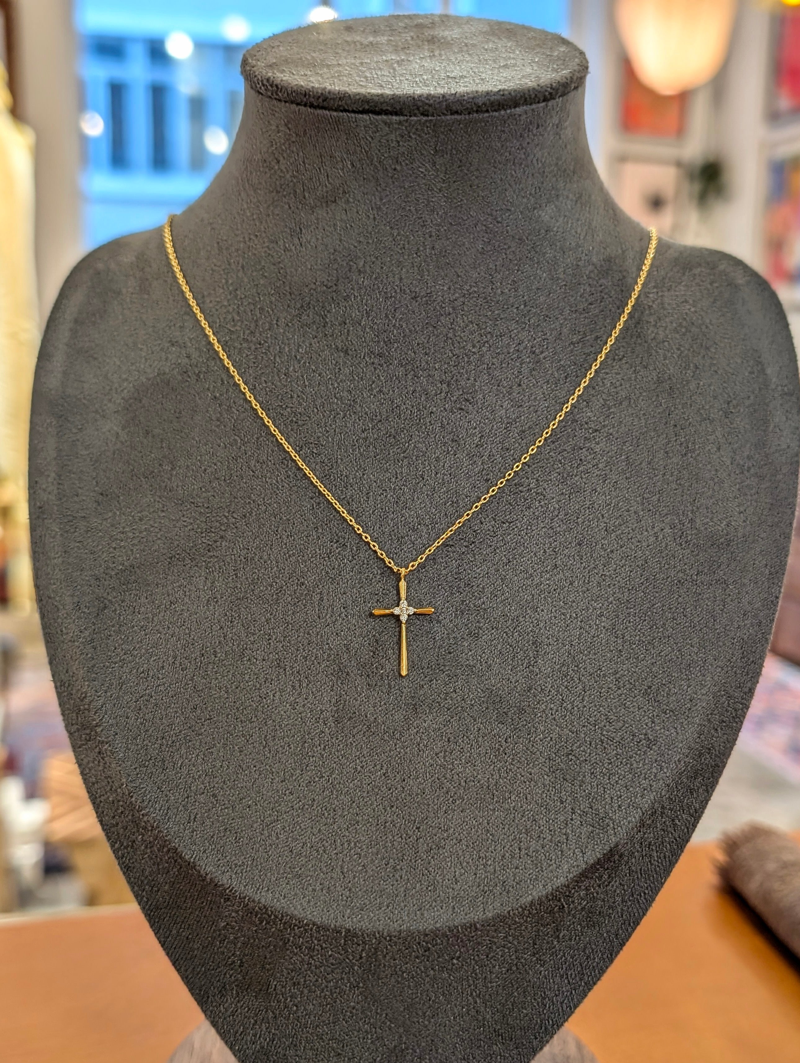 Soft Block Pendant Necklace
