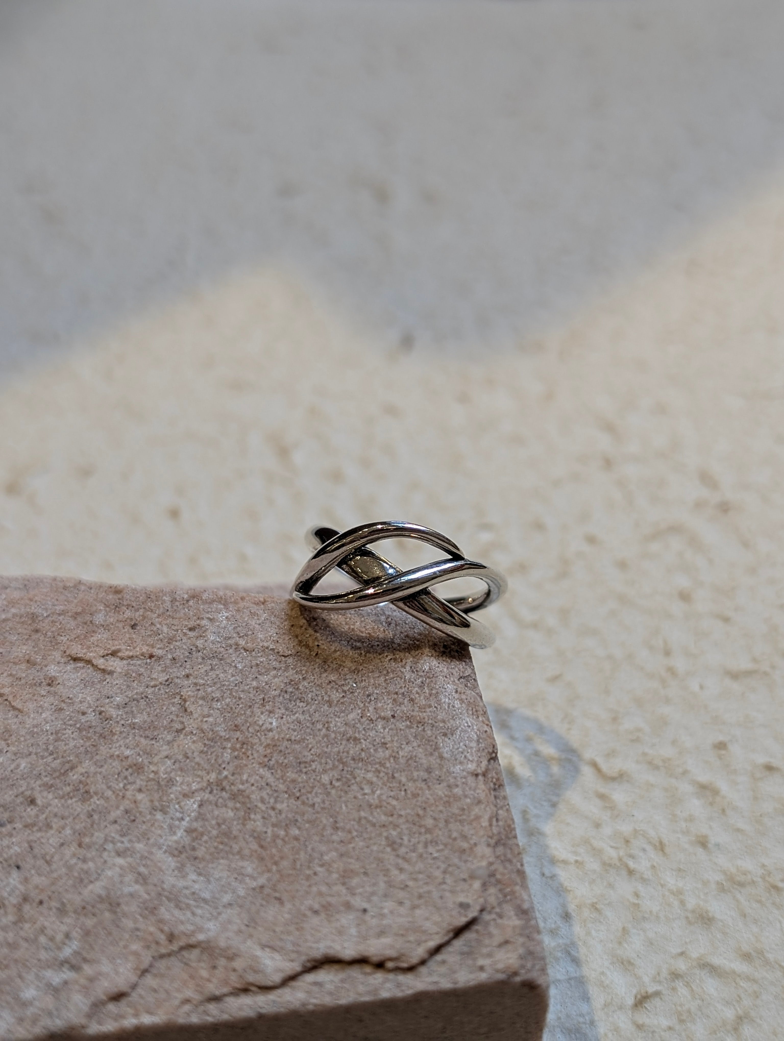 Infinity Knot 925 Silver Pink Ring
