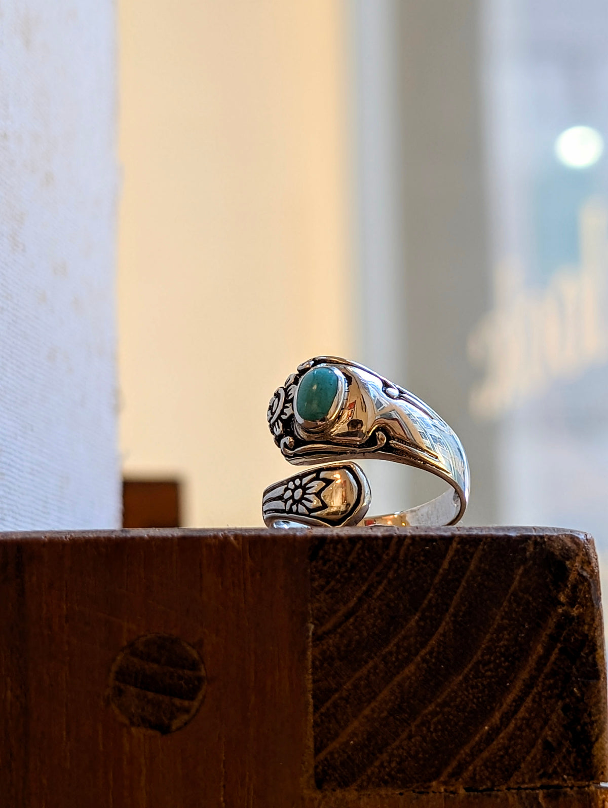 Ornate Turquoise Floral Band 925 Silver Ring