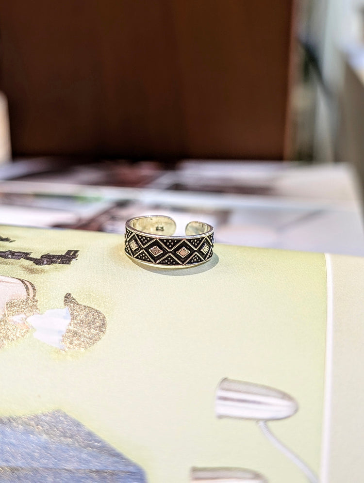 Argyle band 925 Silver Pinky Ring