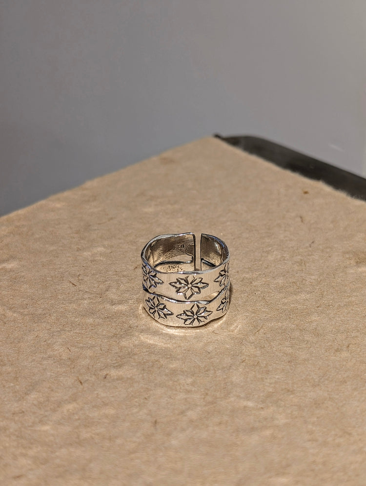 Oxidized Floral Statement 925 Silver Ring